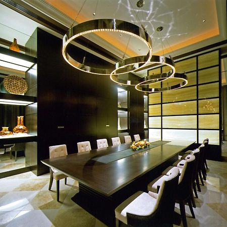 Doubletree By Hilton Naha Hotel Bagian luar foto