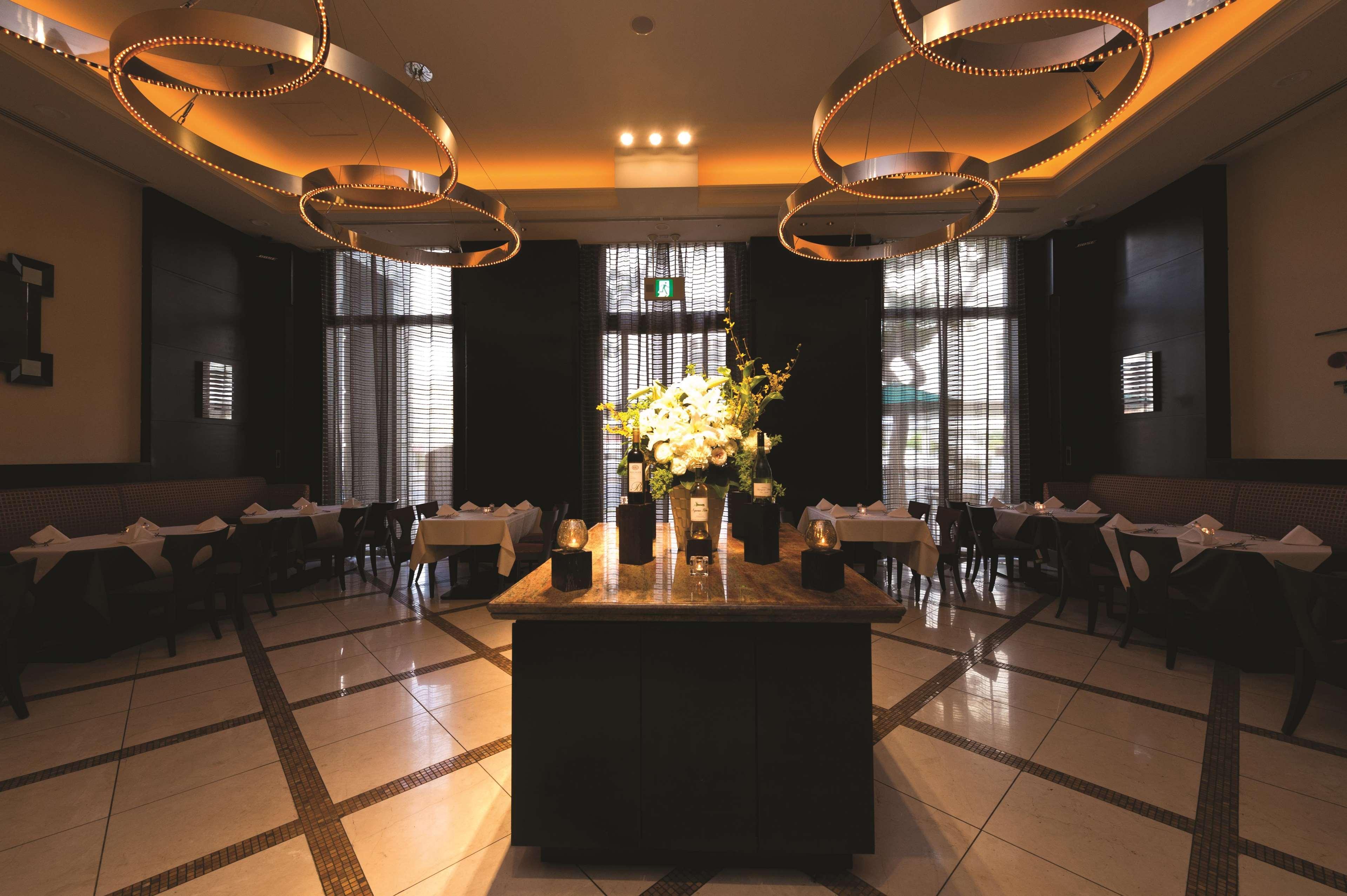 Doubletree By Hilton Naha Hotel Bagian luar foto