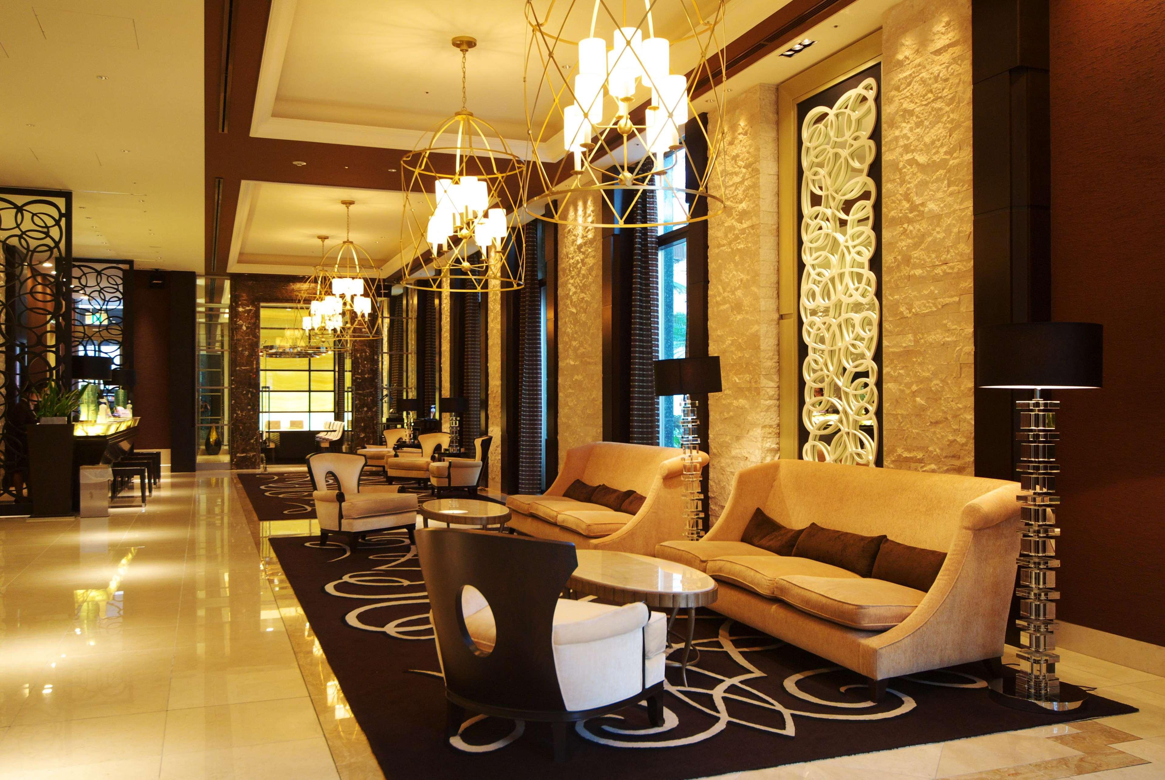 Doubletree By Hilton Naha Hotel Bagian luar foto