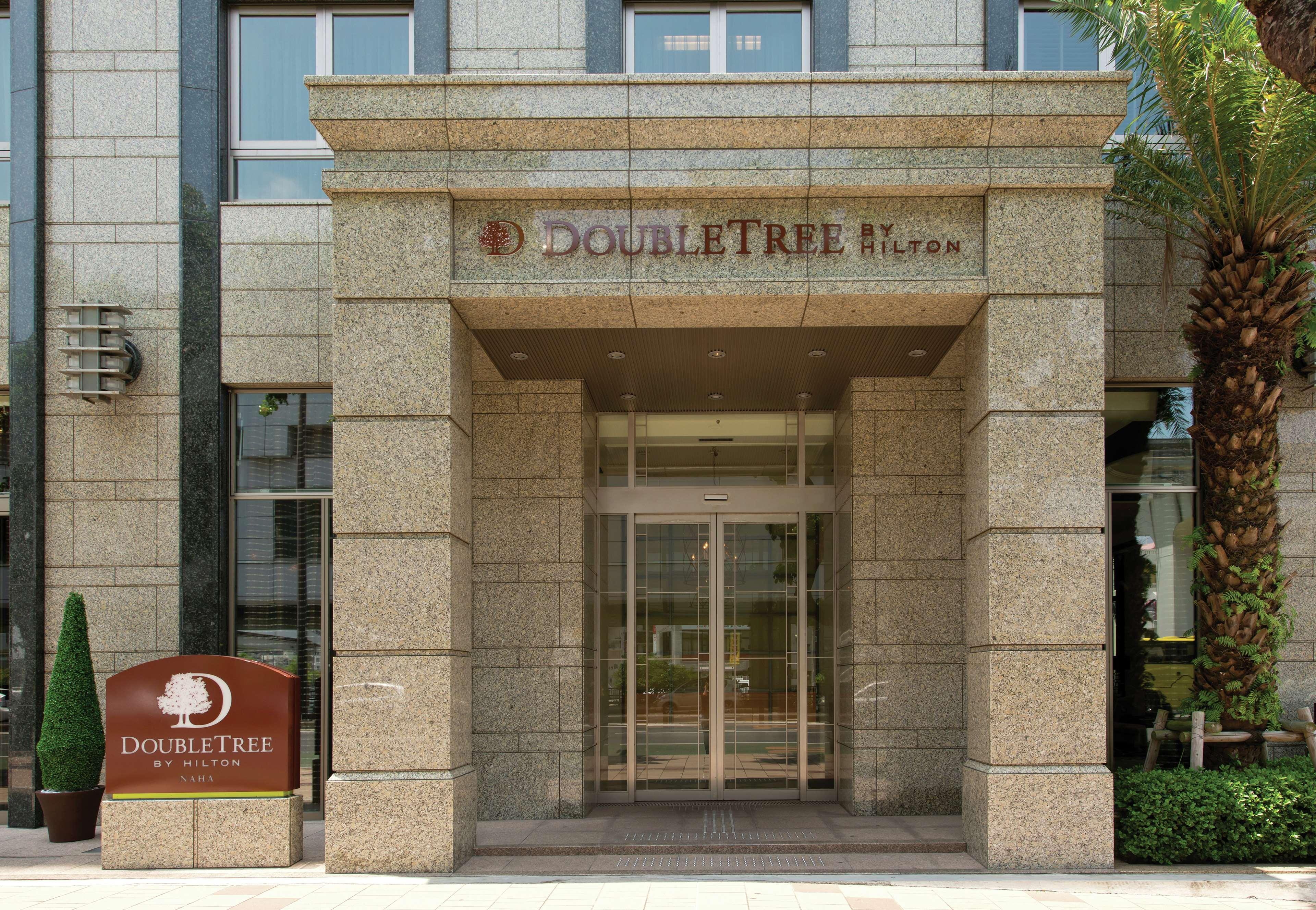 Doubletree By Hilton Naha Hotel Bagian luar foto