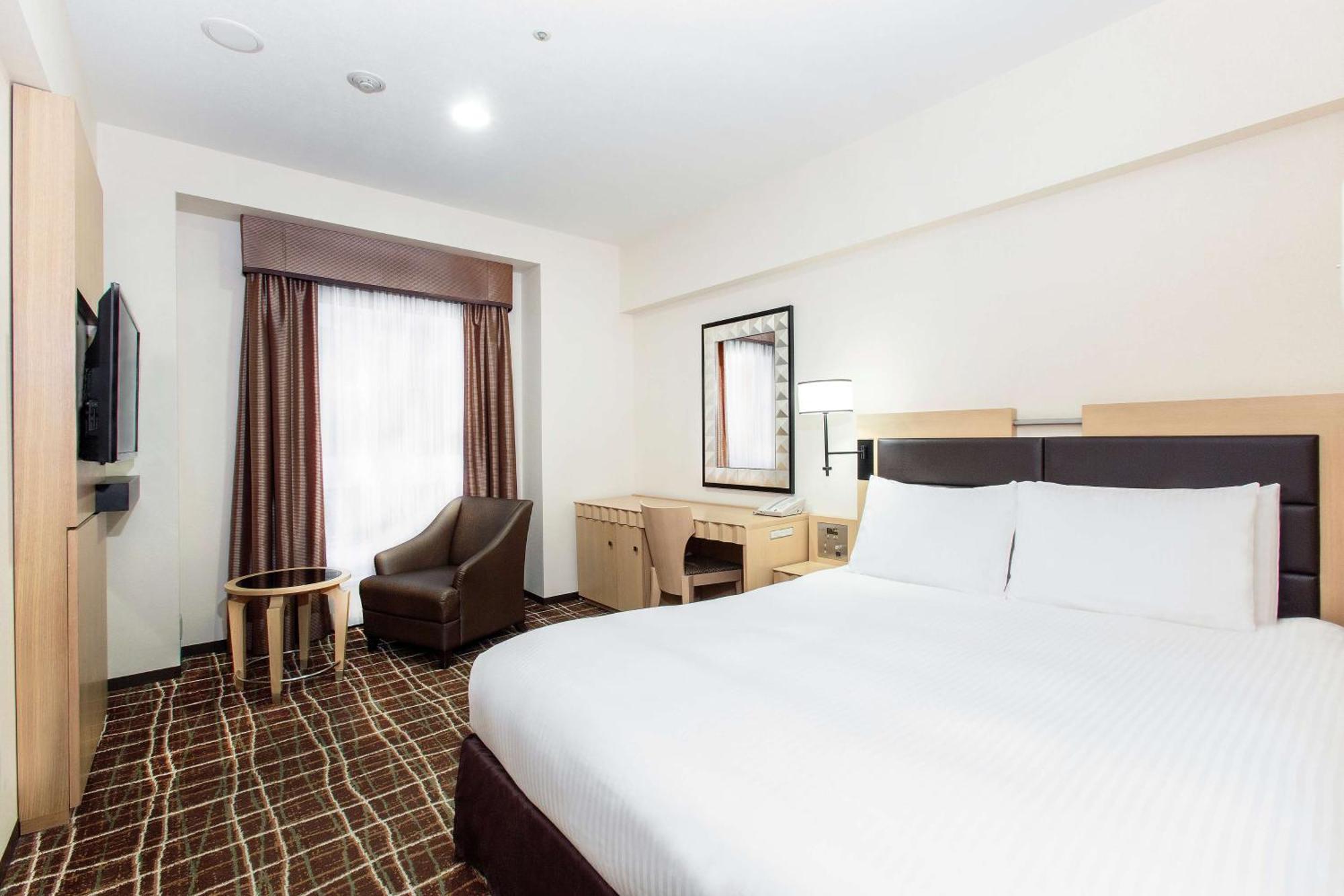 Doubletree By Hilton Naha Hotel Bagian luar foto