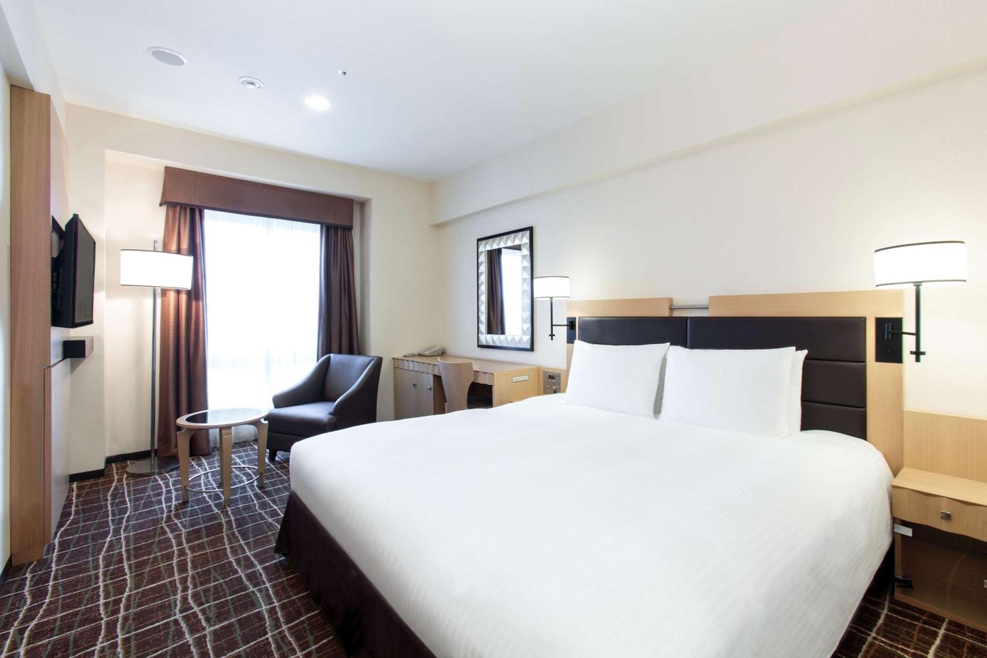 Doubletree By Hilton Naha Hotel Bagian luar foto