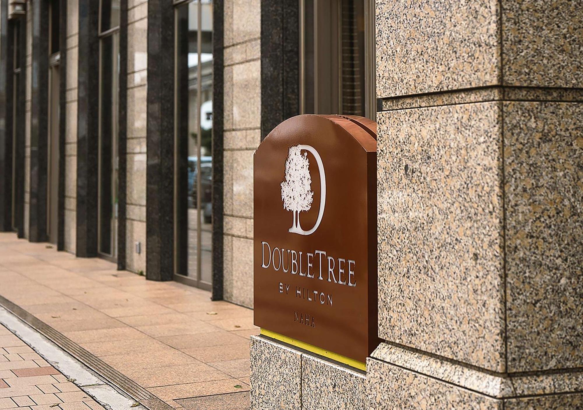 Doubletree By Hilton Naha Hotel Bagian luar foto