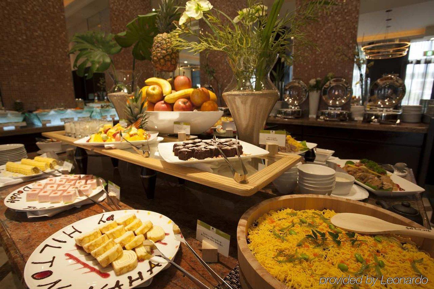 Doubletree By Hilton Naha Hotel Bagian luar foto