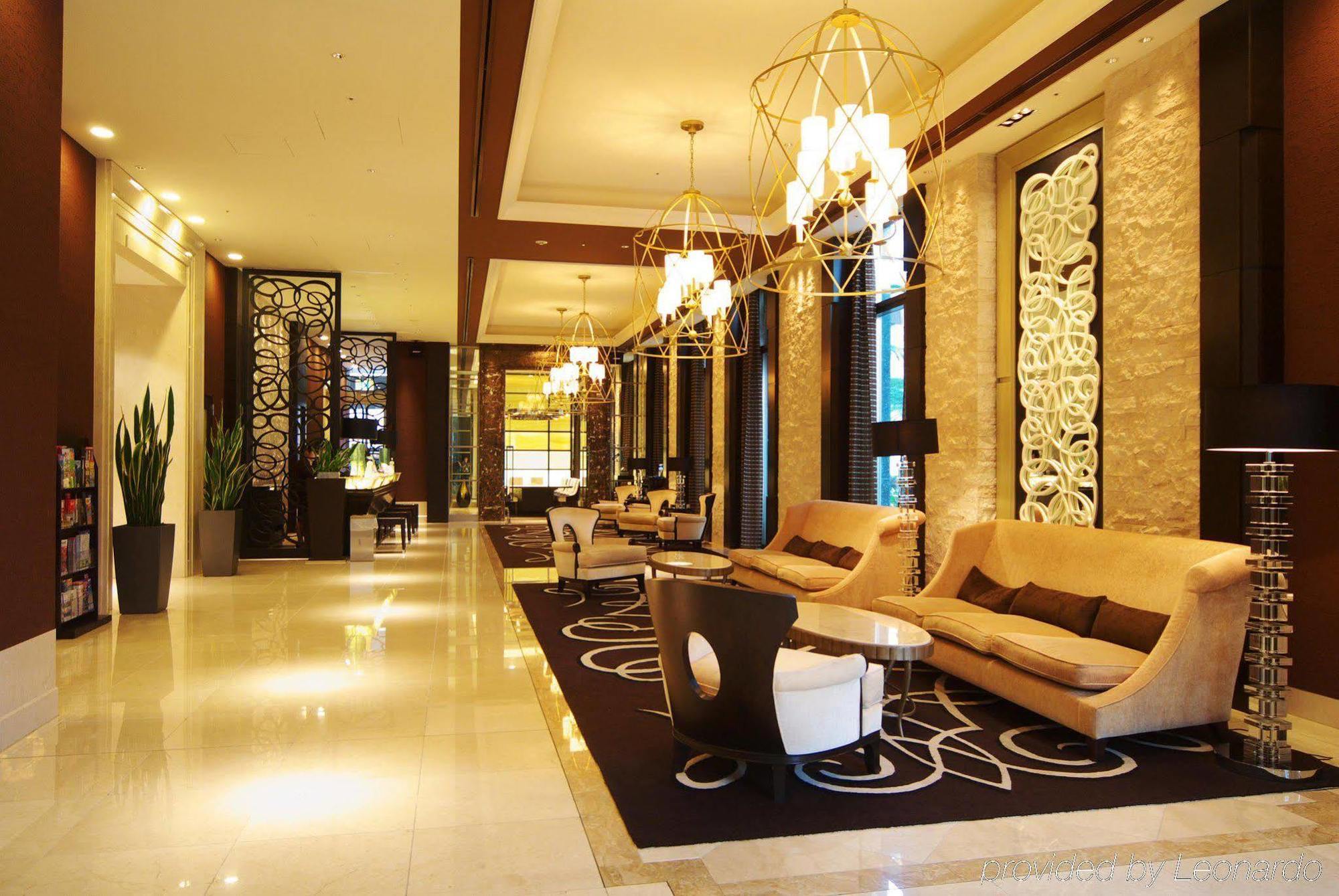 Doubletree By Hilton Naha Hotel Interior foto