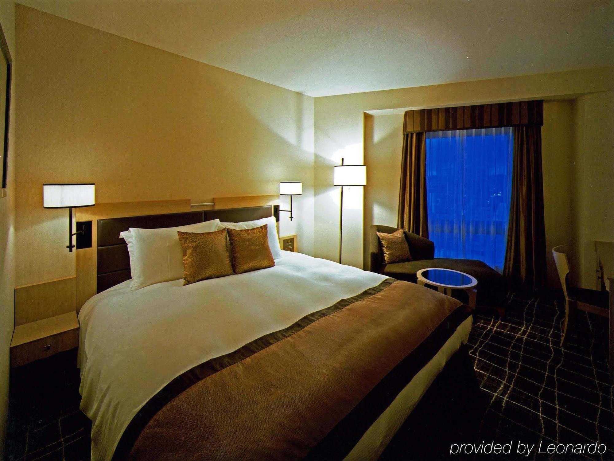 Doubletree By Hilton Naha Hotel Bagian luar foto