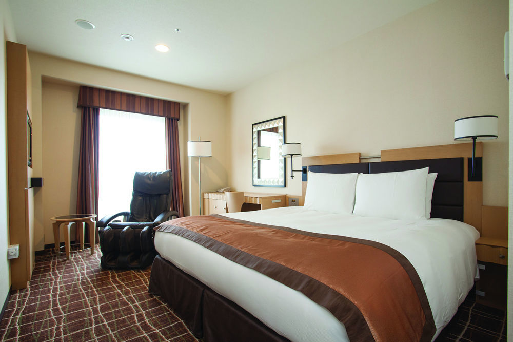 Doubletree By Hilton Naha Hotel Bagian luar foto